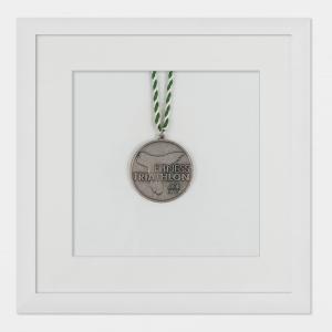 Medaillenrahmen 20x20 cm, weiss
