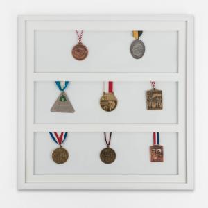 Medaillenrahmen 50x50 cm, weiss